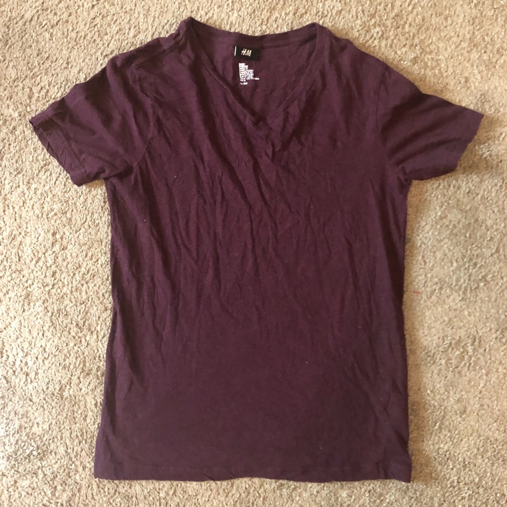 H&M Men’s V-Neck T-shirt
